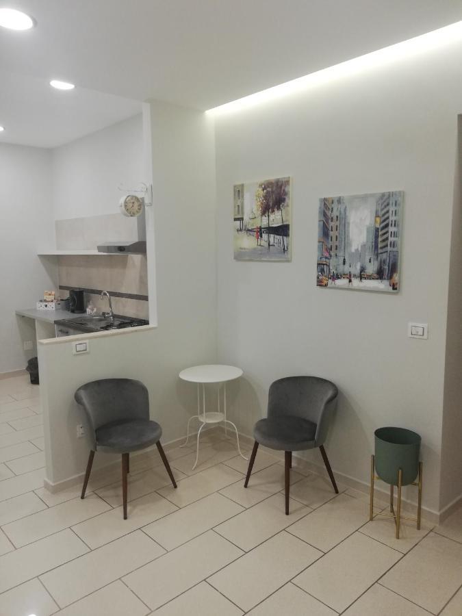 Binario 3 Bed & Breakfast Eboli Bagian luar foto